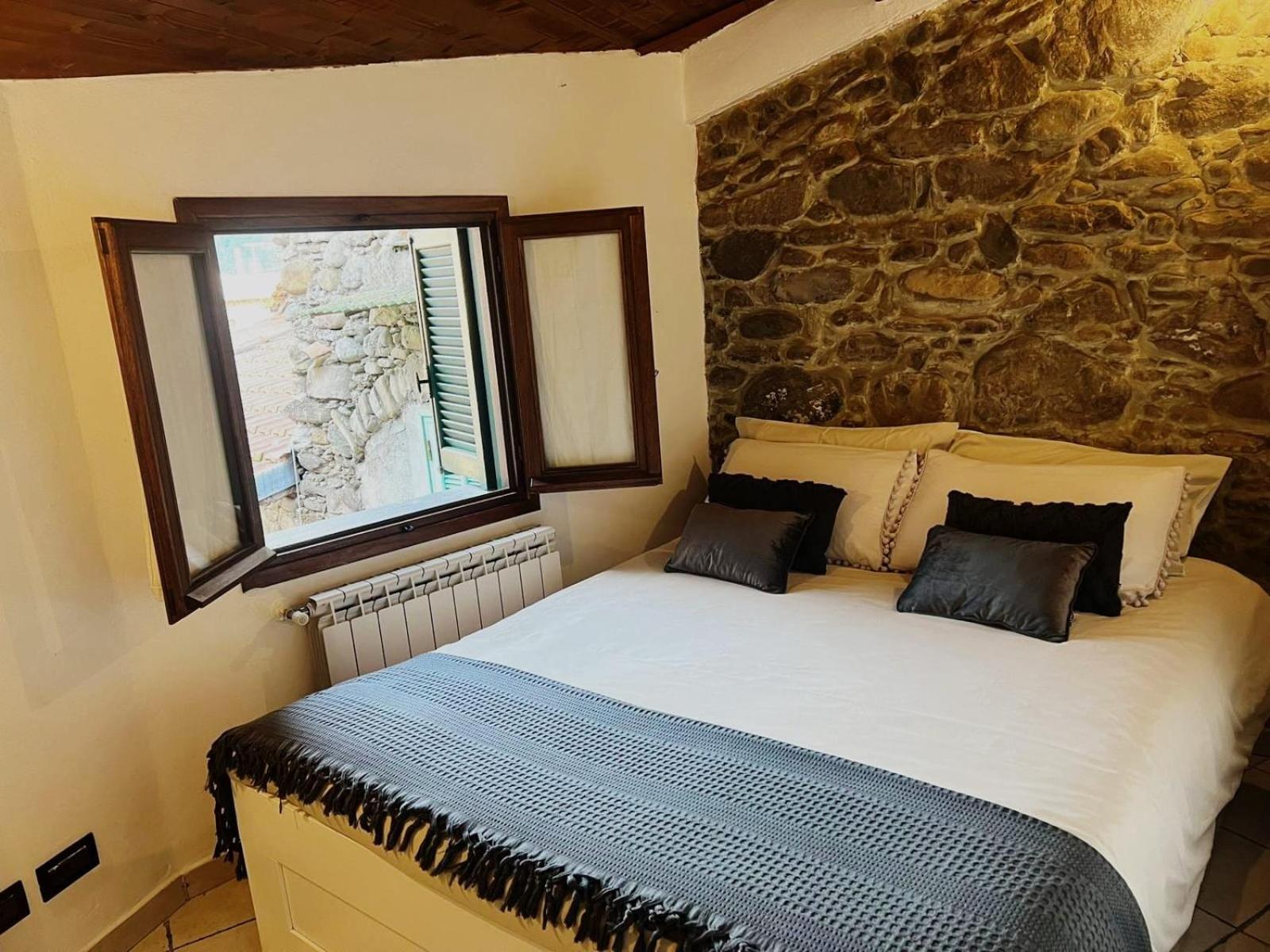 Apartament Casa Ale Dolceacqua Zewnętrze zdjęcie