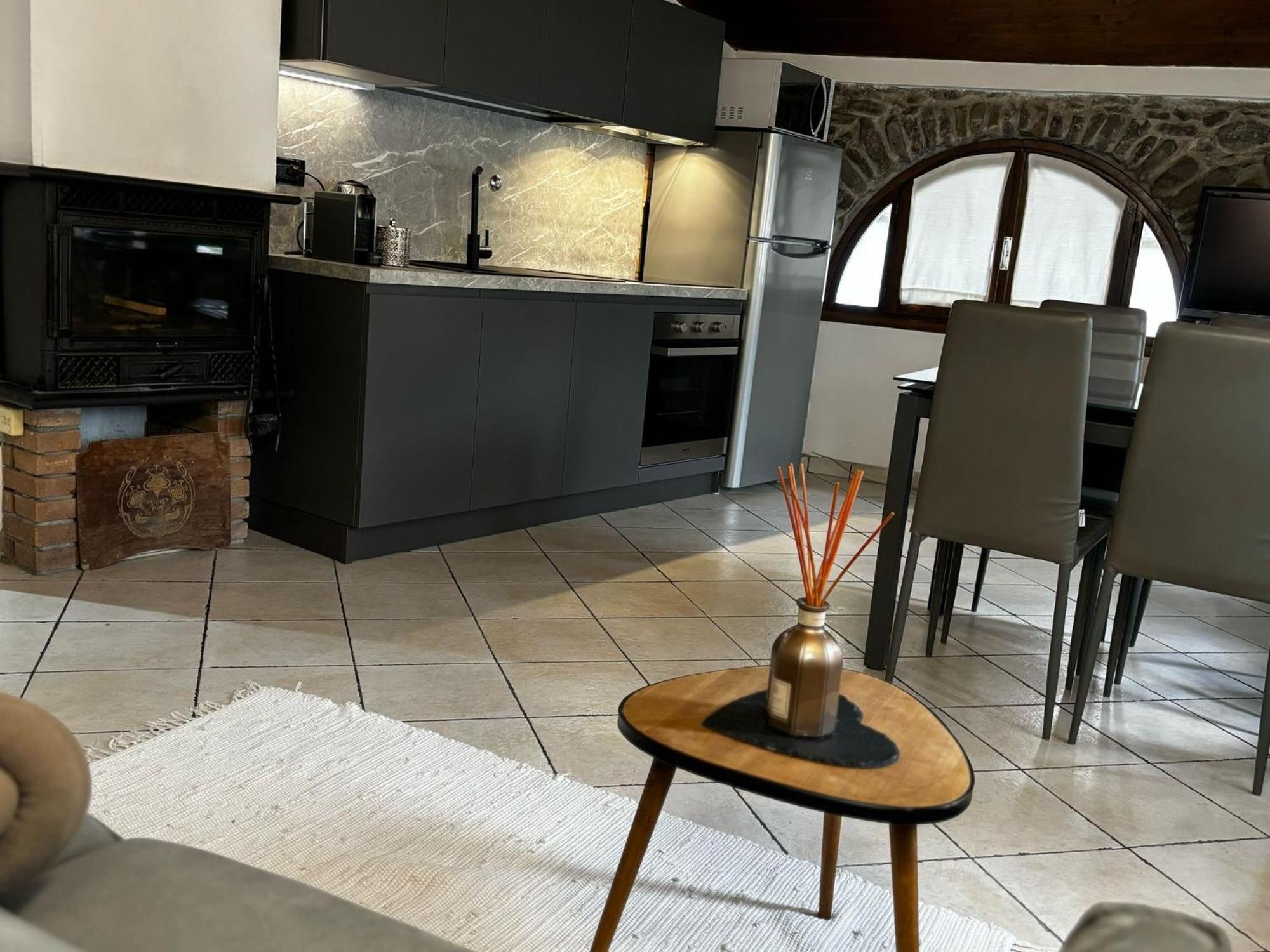 Apartament Casa Ale Dolceacqua Zewnętrze zdjęcie